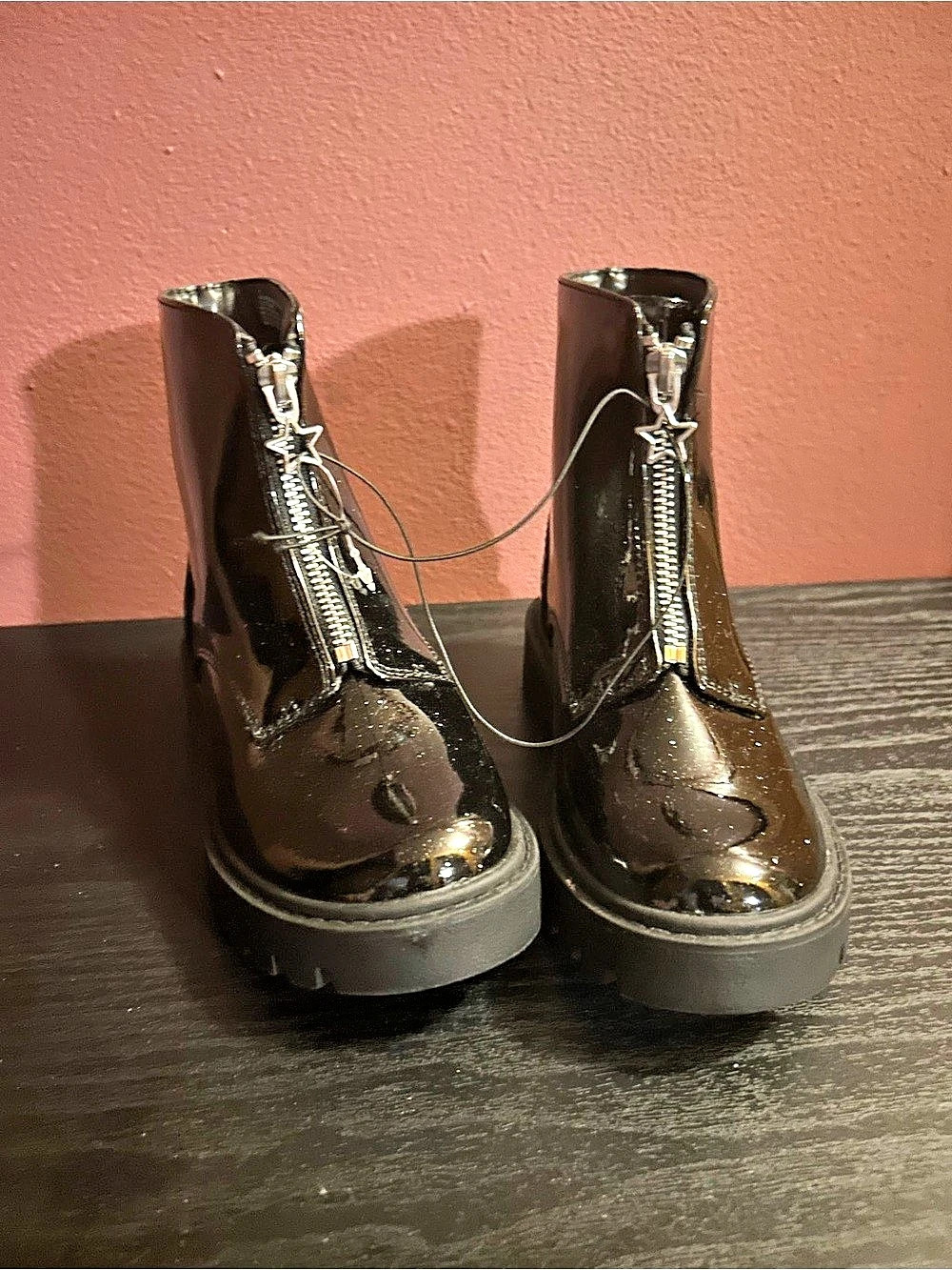 art class Black Zip Combat Boots Kids 1 Like New